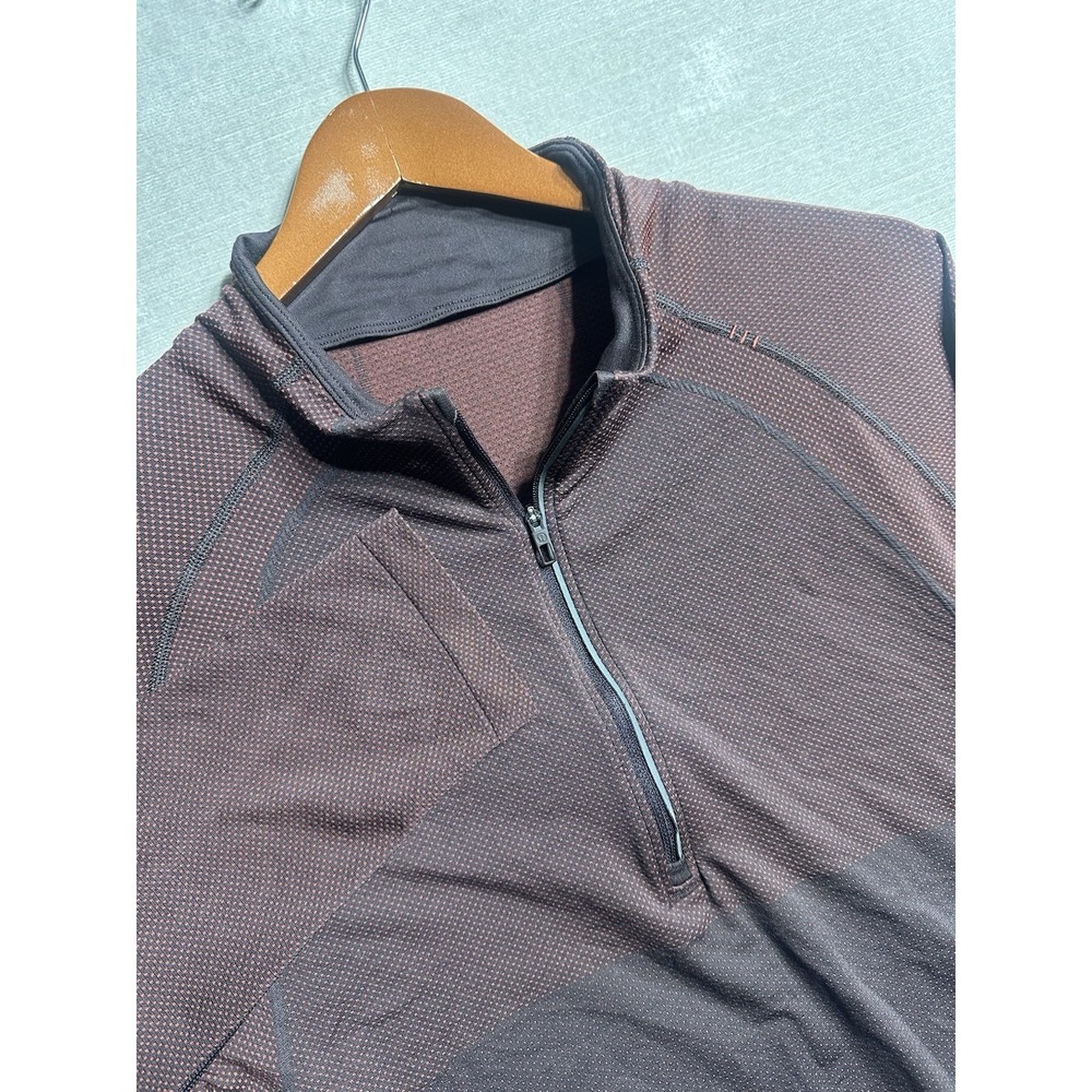 Lululemon 1/2 Zip Metal Vent Tech Performance Mock Neck Men's XL Red Long Sleeve